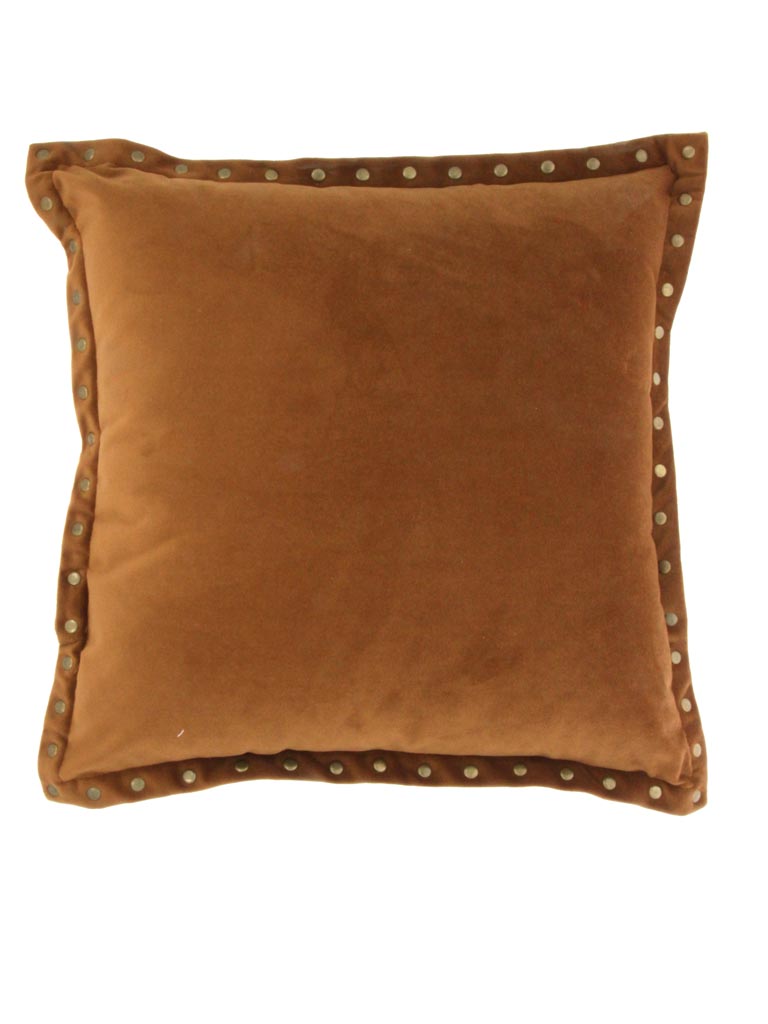 Coussin brun et clous dorés - 2