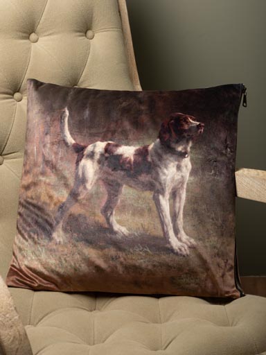 Cushion with hunt dog