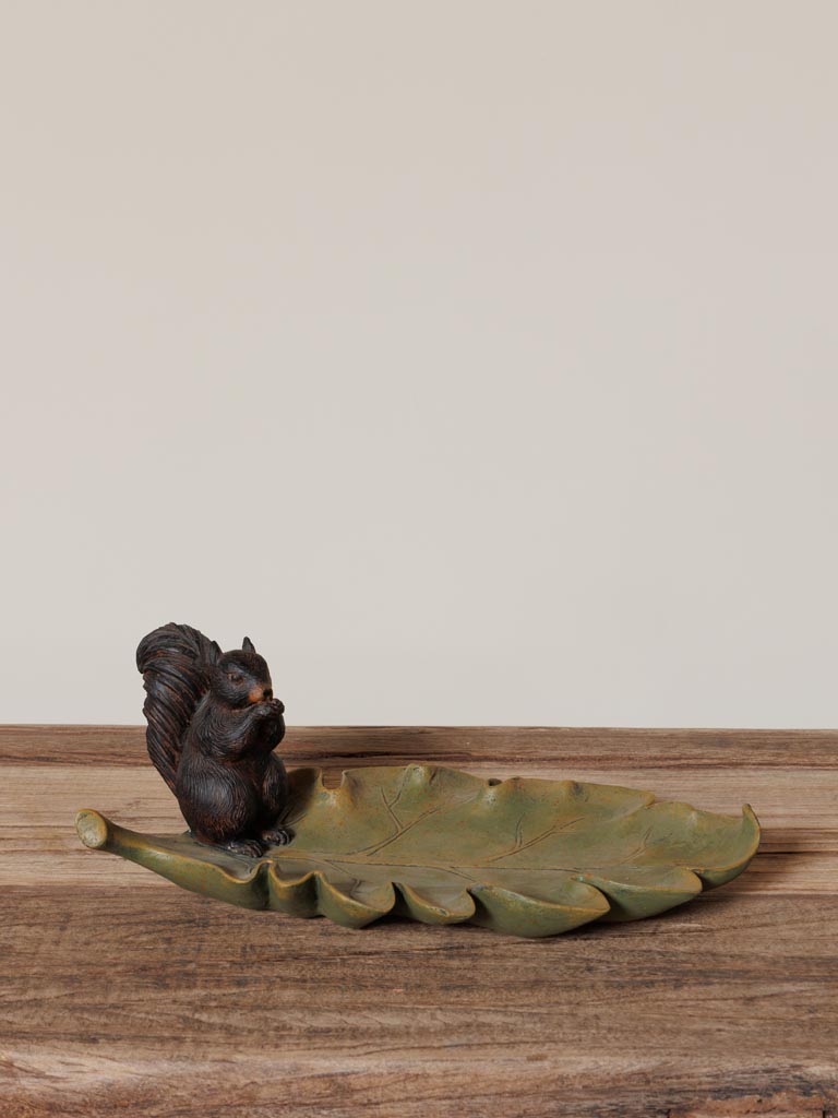 Trinket tray leaf with small squirrel - 4