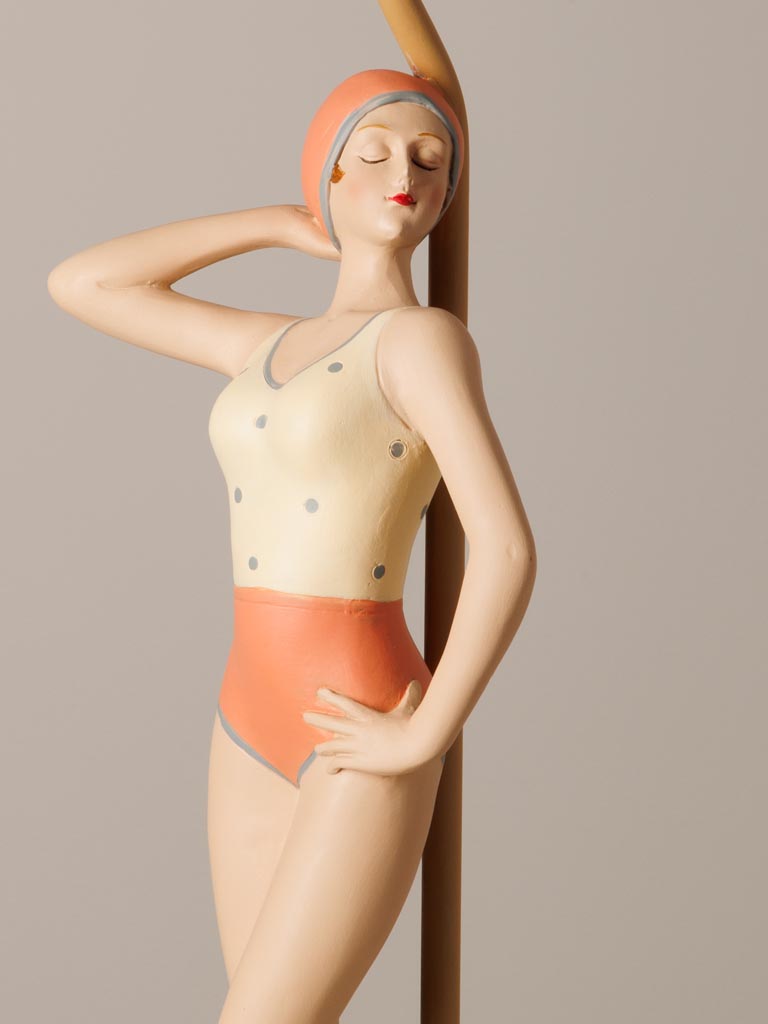 Retro coral bather table lamp with globe - 5