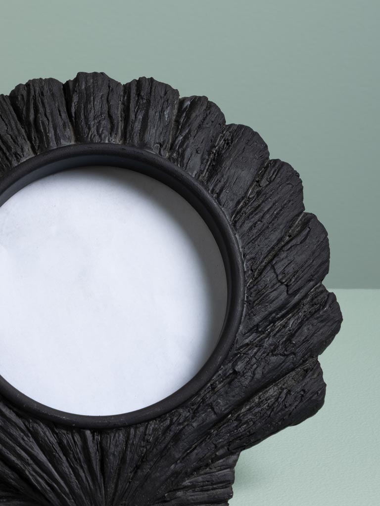 Black shell photo frame (12x12) - 4