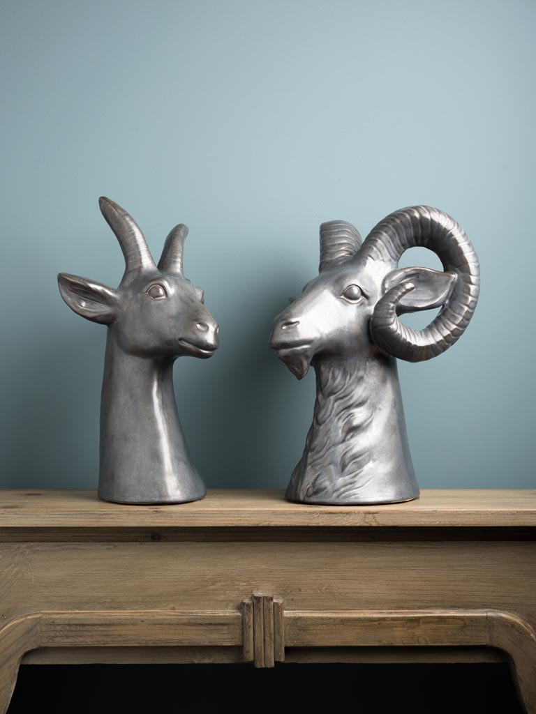 Goat in silver stoneware - 4