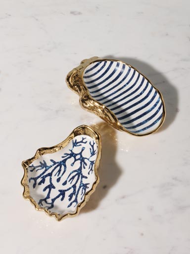 S/2 trinket trays Oysters