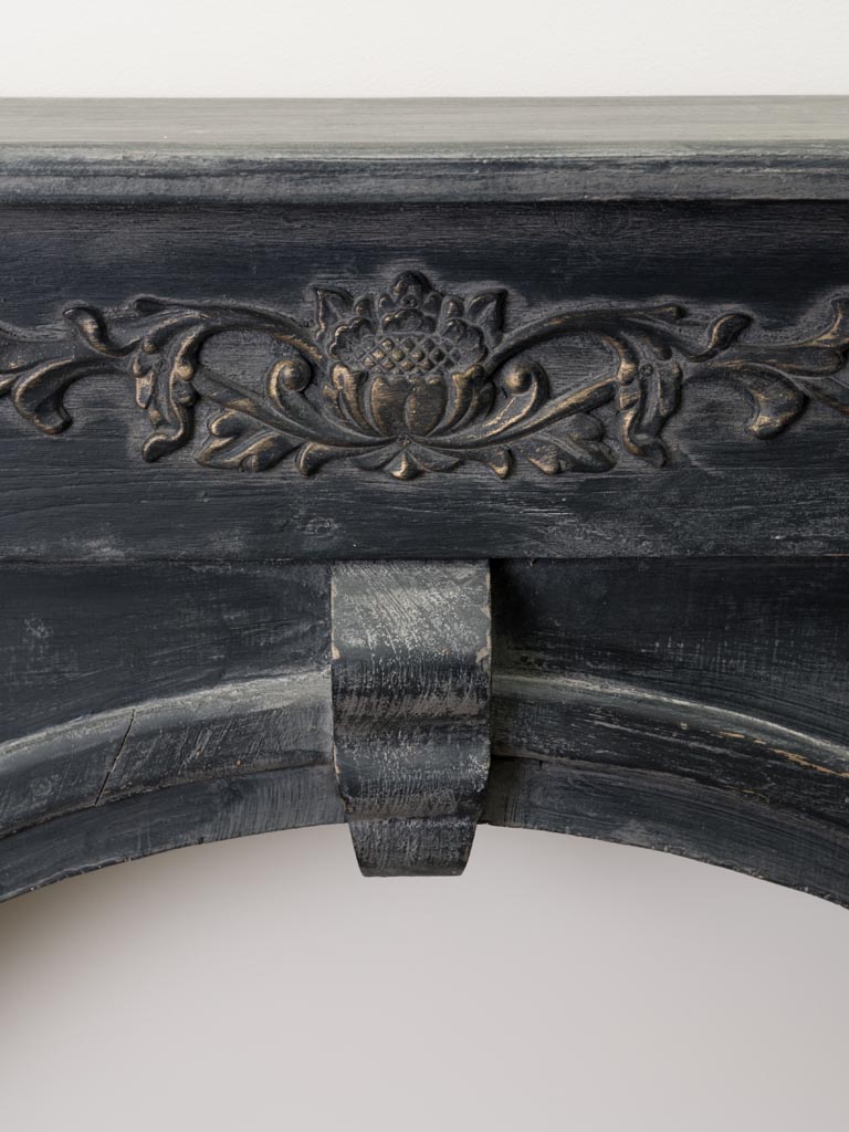 Fireplace console black patina Beaulieu - 3