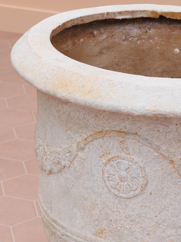 Large outdoor Medicis vase Verona - 3