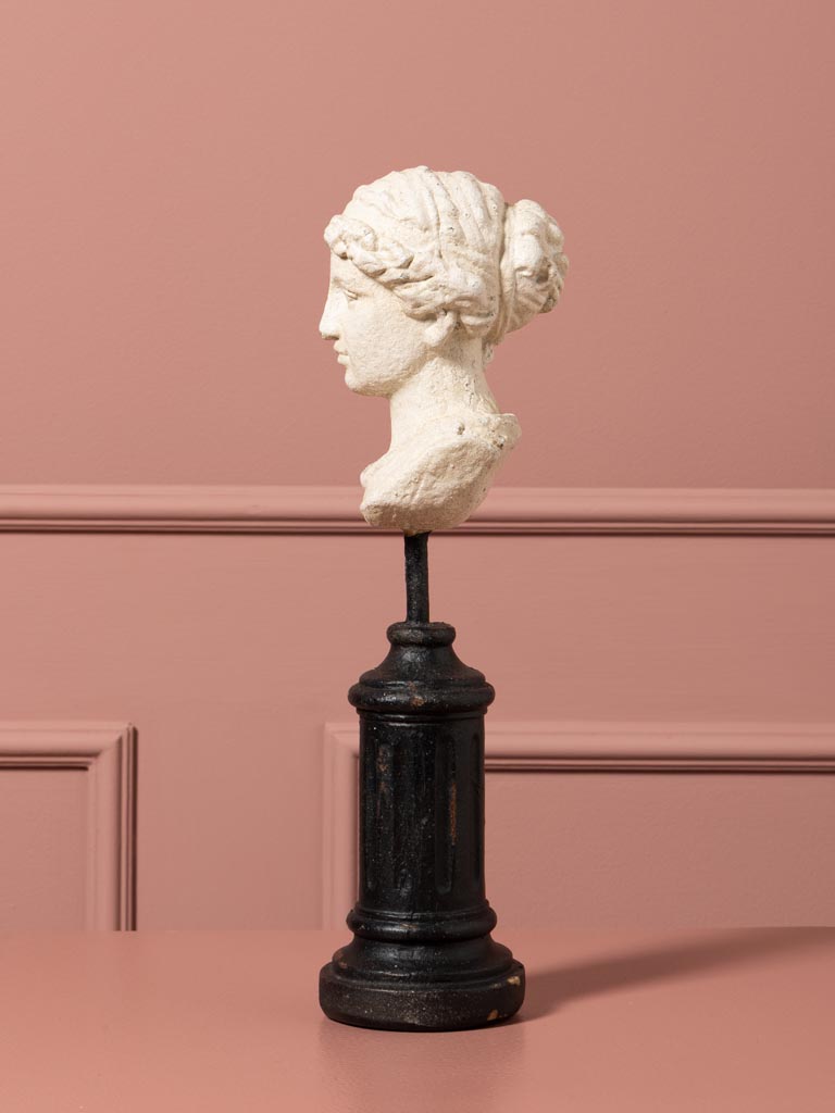 Sculpture sur socle Lucretia - 5
