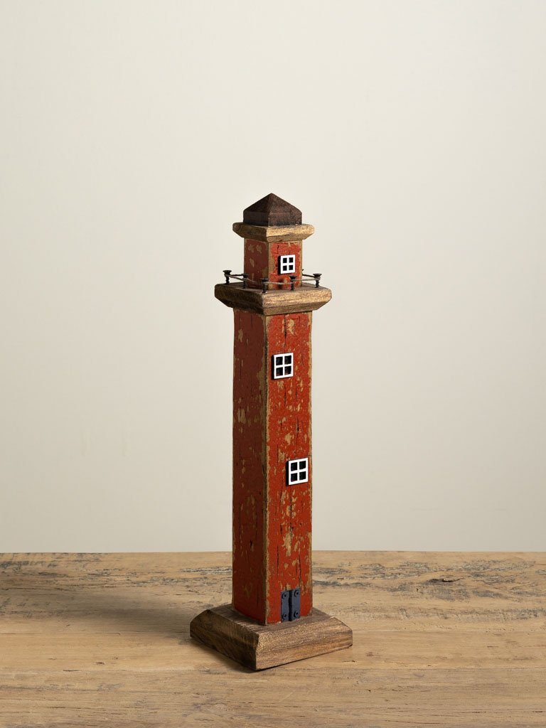 Red wooden lighthouse - 3