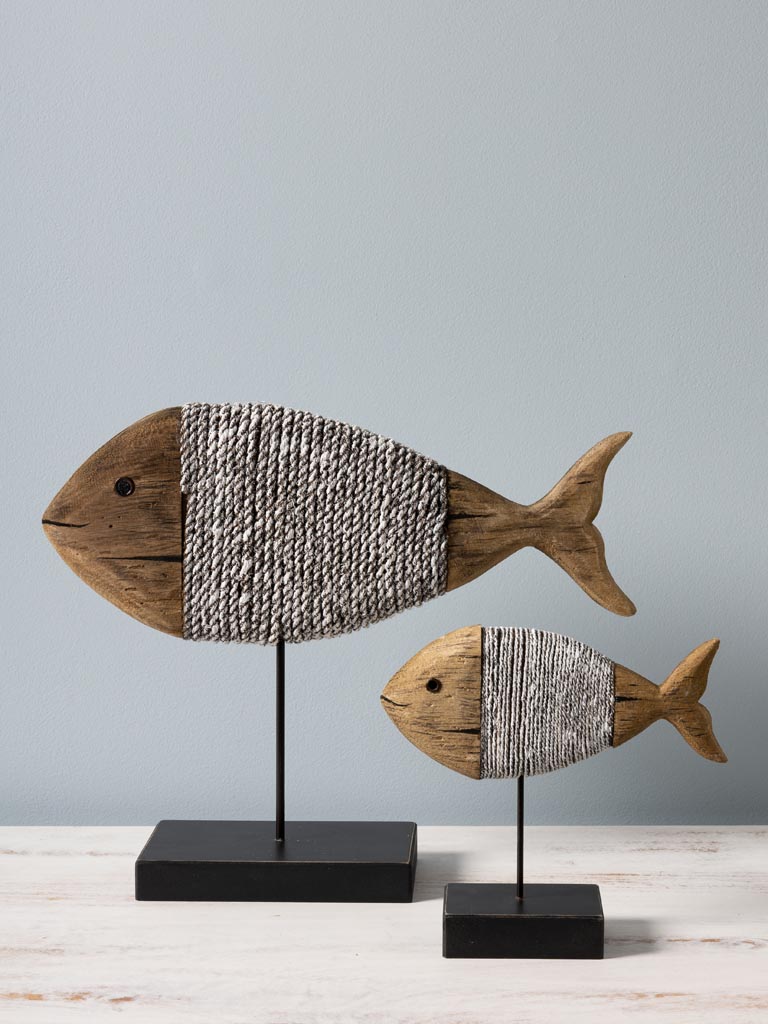 Small wrapped up fish on metal base - 3