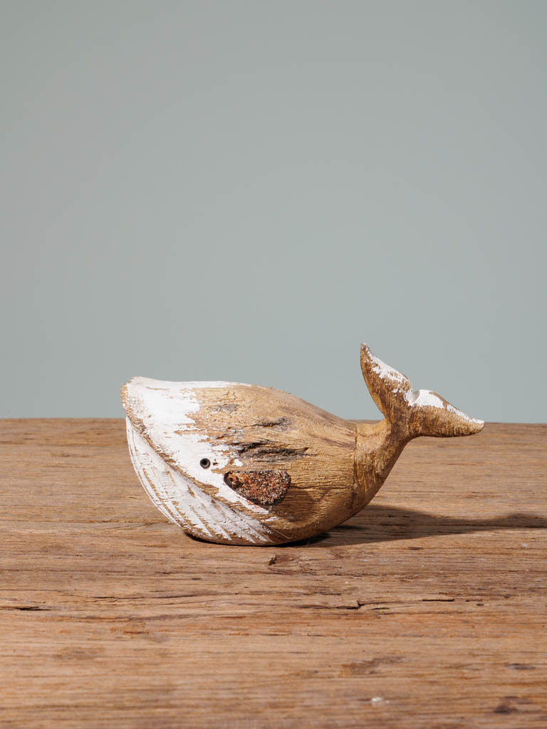 Small whale in natural wood - 1