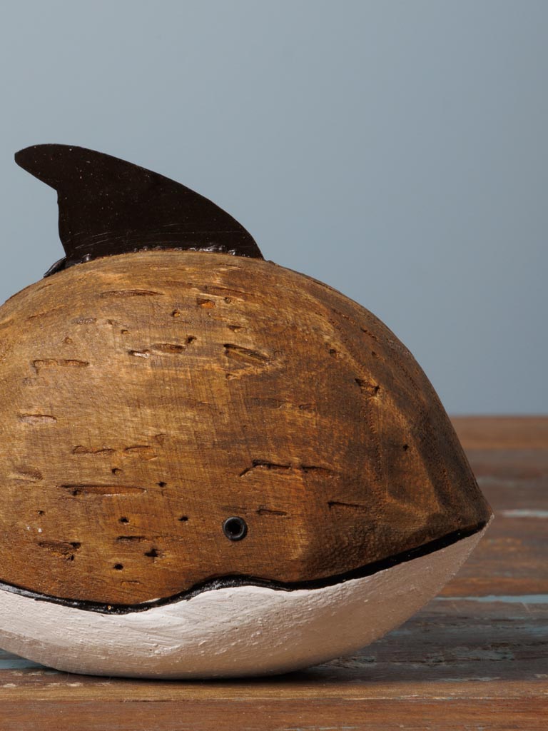 Two-tone round fish - 3