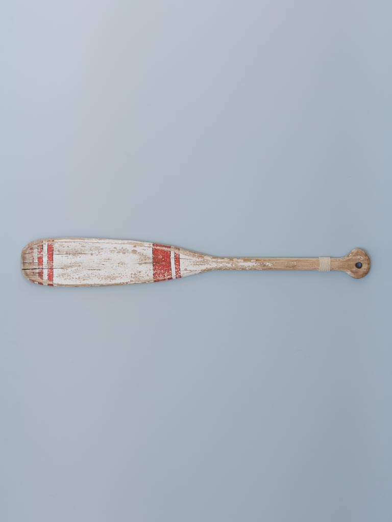 White and red paddle wall deco - 1