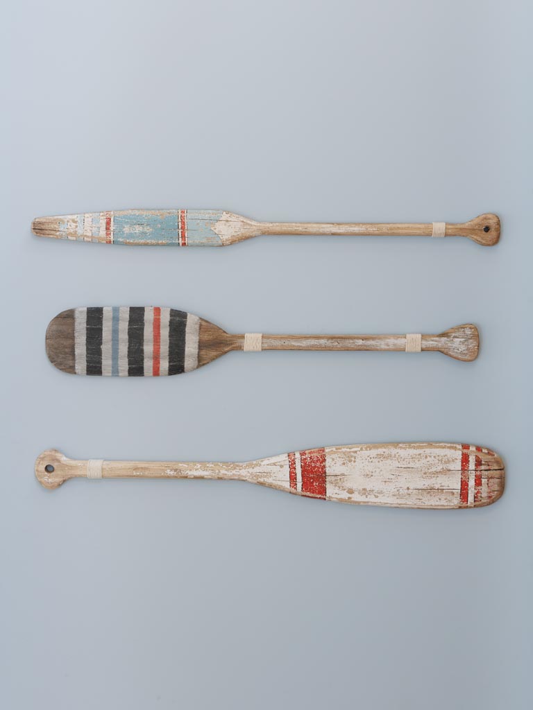 Light blue paddle wall deco - 4