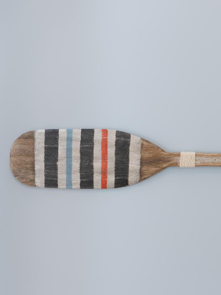 Stripped paddle wall deco - 3