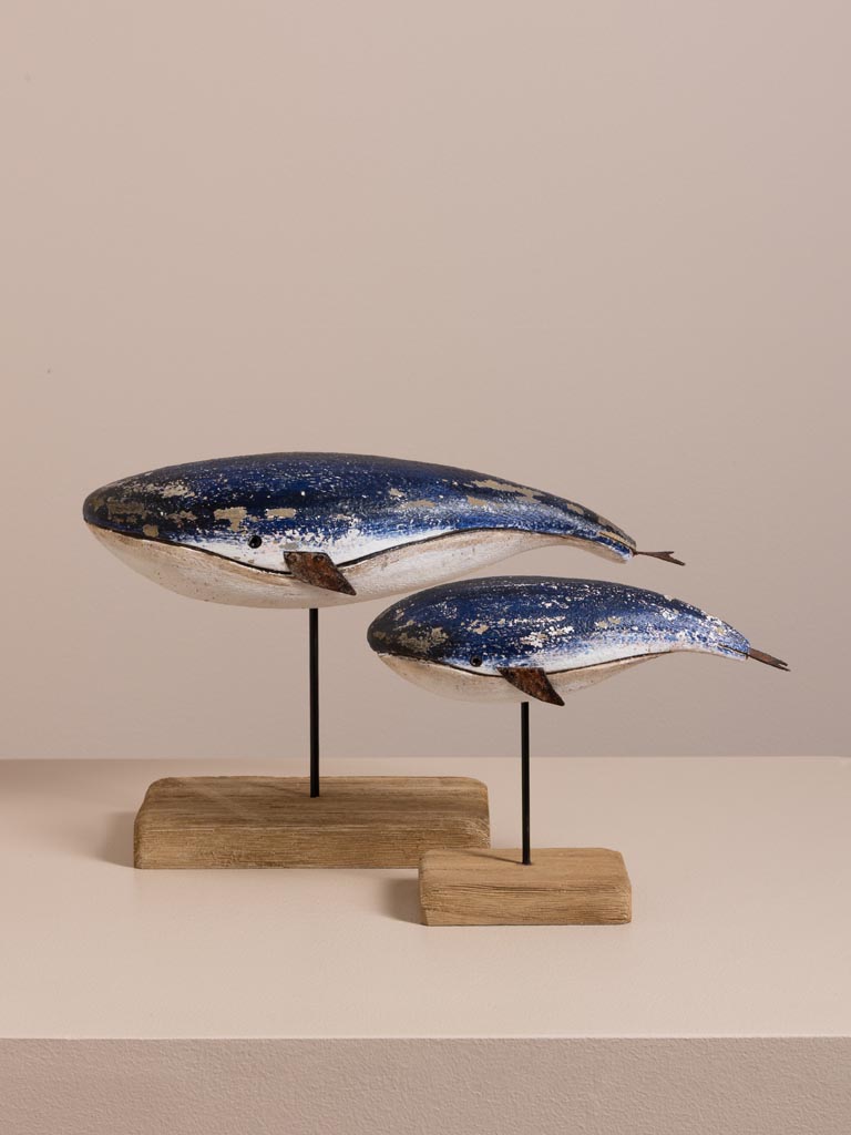 S/2 whales on stand - 1