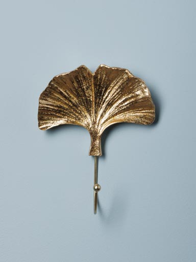 Godlen hook ginkgo leaf