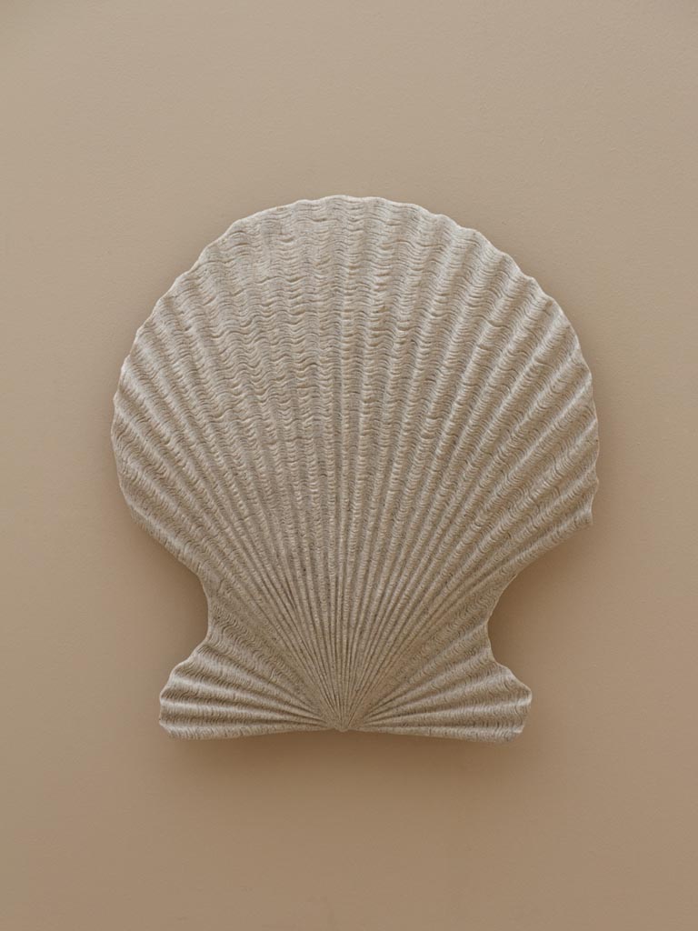 Wall decor scallop shell - 1