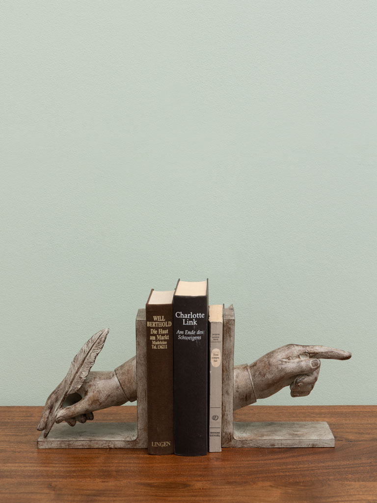 Bookends poet - 1