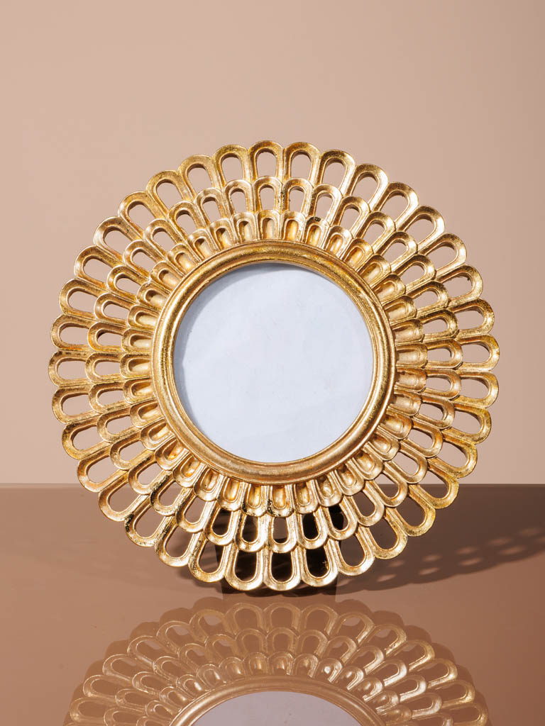 Openwork photo frame (9x9) - 1