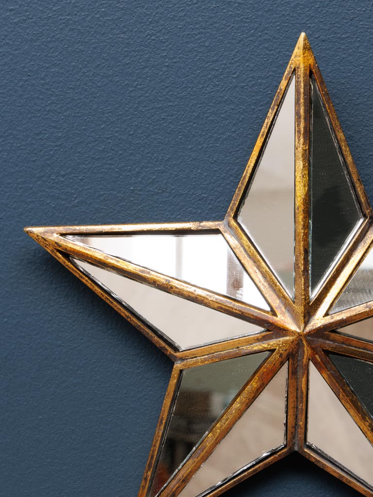 Small mirrored wall star - 5