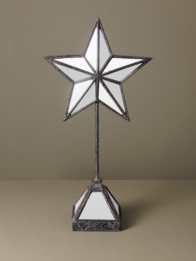Star on stand