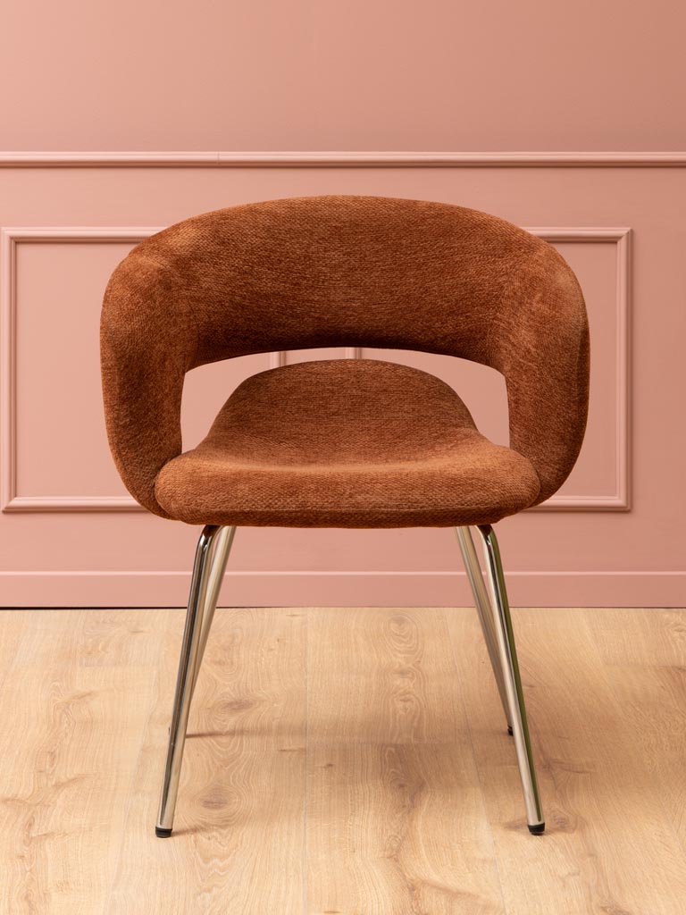 Chaise enveloppante marron Magnus - 3