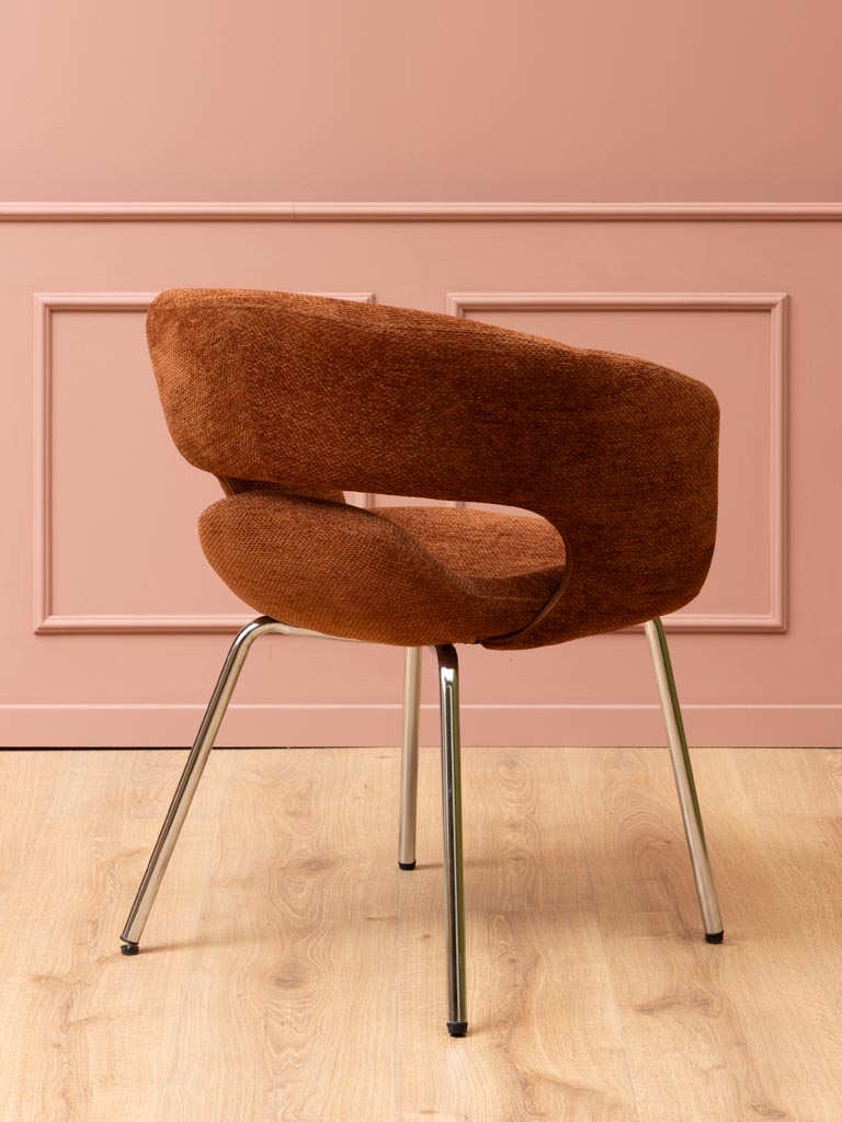 Chaise enveloppante marron Magnus - 4