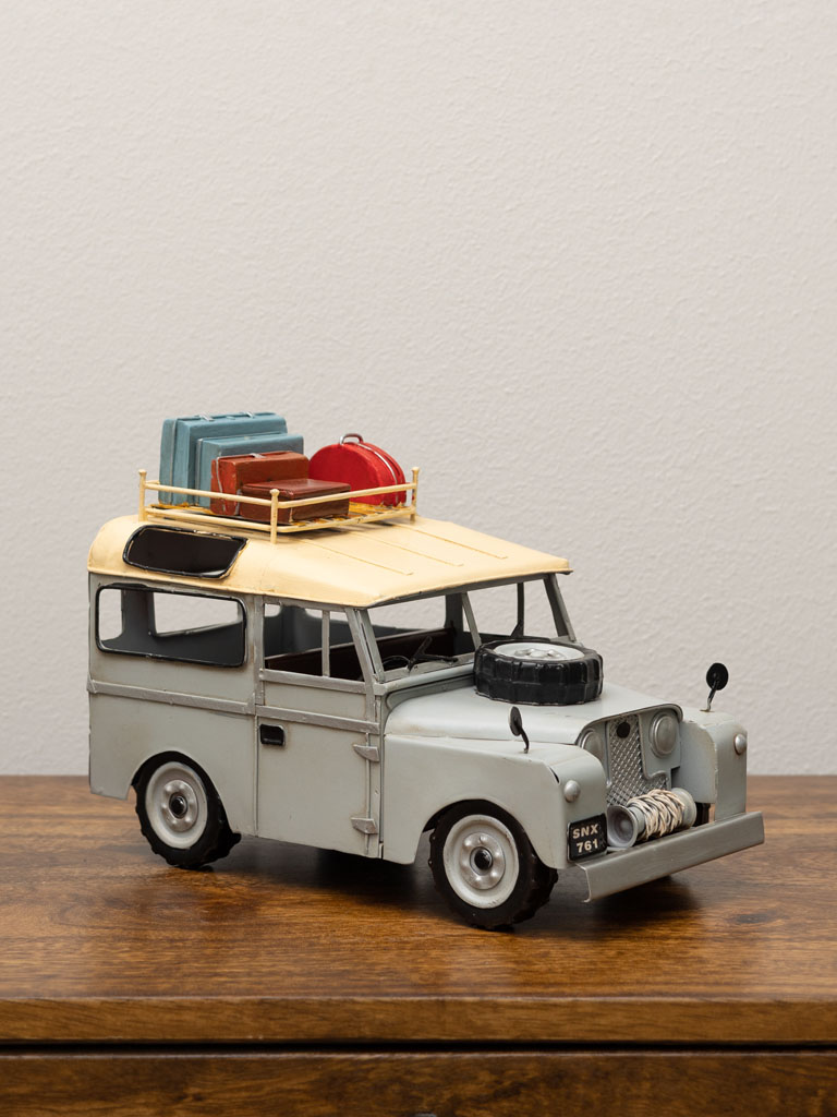 Vintage Landrover with luggage - 1