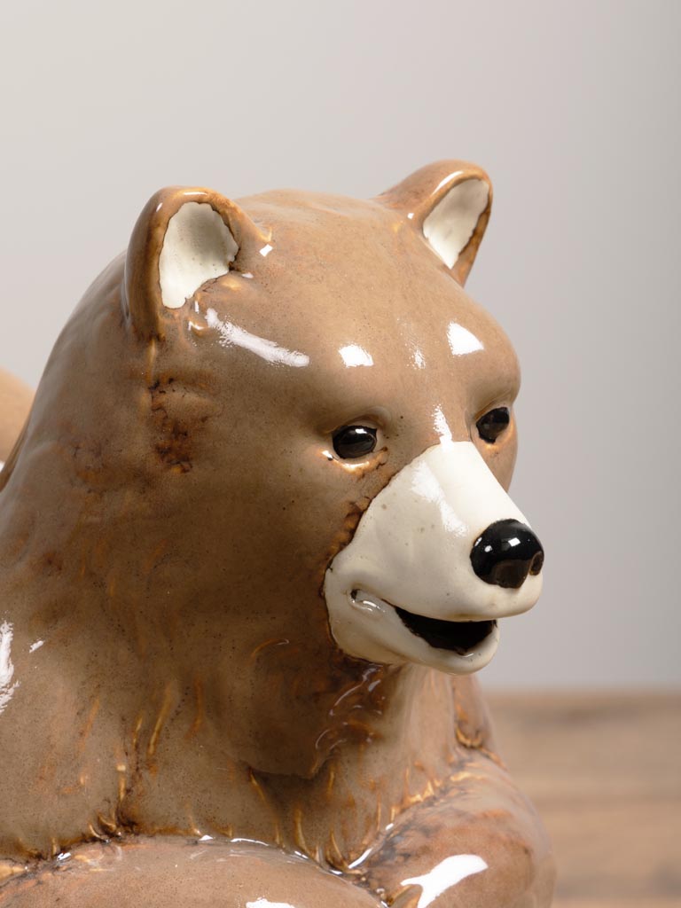 Brown bear pitcher - 14