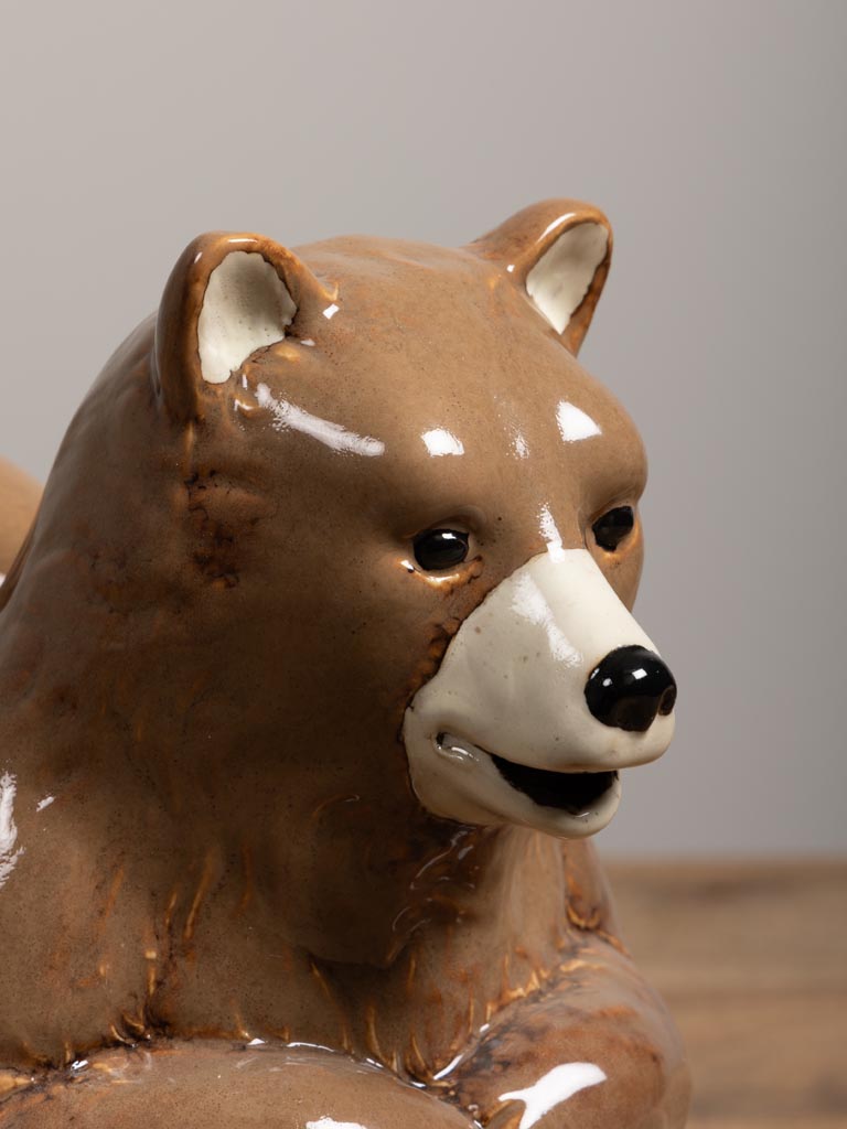 Brown bear pitcher - 3