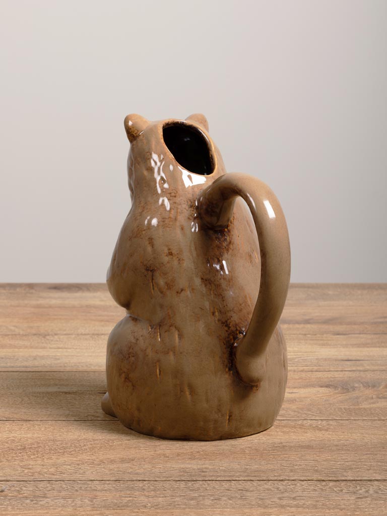 Brown bear pitcher - 7