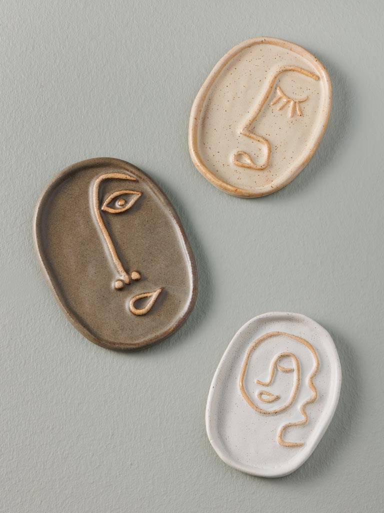 Small beige face Trinket tray - 4