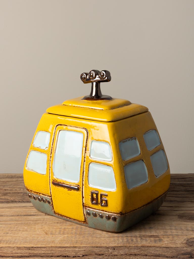 Yellow box cable car - 1